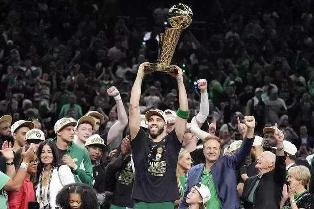 欢迎来到NBA时刻？弗拉格：赛季初对阵文班亚马 他开场就爆！